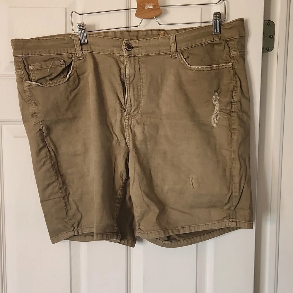 Short - Picture 1 of 2